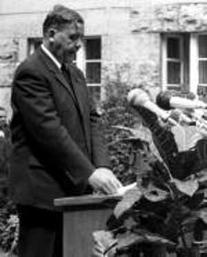Prof. Dr. Ernst Steinbach
