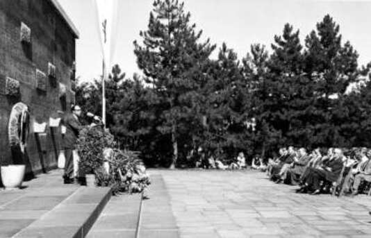 Gedenkfeier, Gedenkstätte Plötzensee, Berlin, 07.07.1971