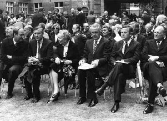 Gedenkfeier, Ehrenhof der Gedenk- und Bildungsstätte Stauffenbergstraße, Berlin, 20.07.1979