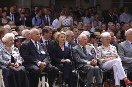 Gedenkfeier, Ehrenhof der Gedenkstätte Deutscher Widerstand in der Stauffenbergstraße, Berlin, 20.07.2014