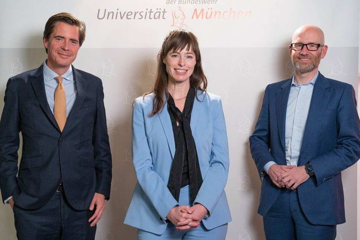 Dr. Percy Smend, Prof. Hedwig Richter und Dr. Peter Tauber (v.l.n.r.) © Universität der Bundeswehr München / Siebold