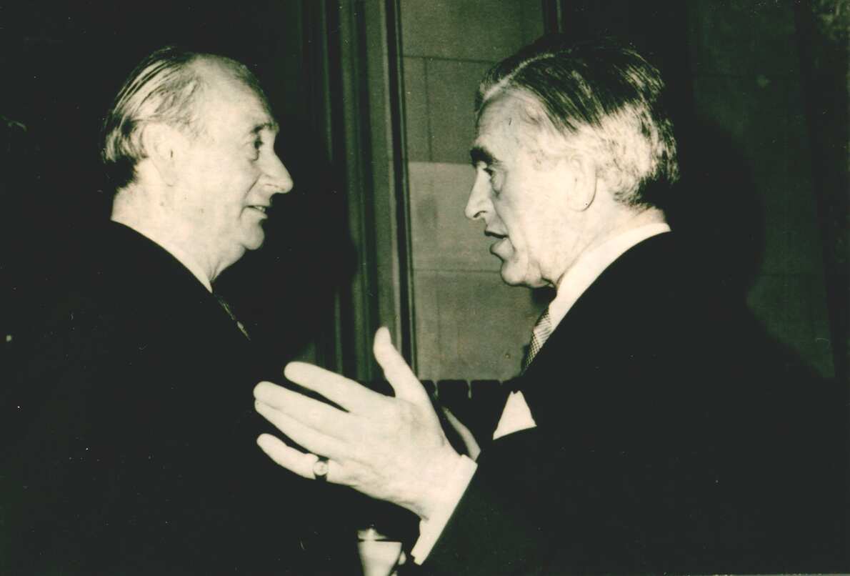 "Onkel Conni" (re.) kurz vor seinem Tod mit Prinz Louis Ferdinand von Preußen